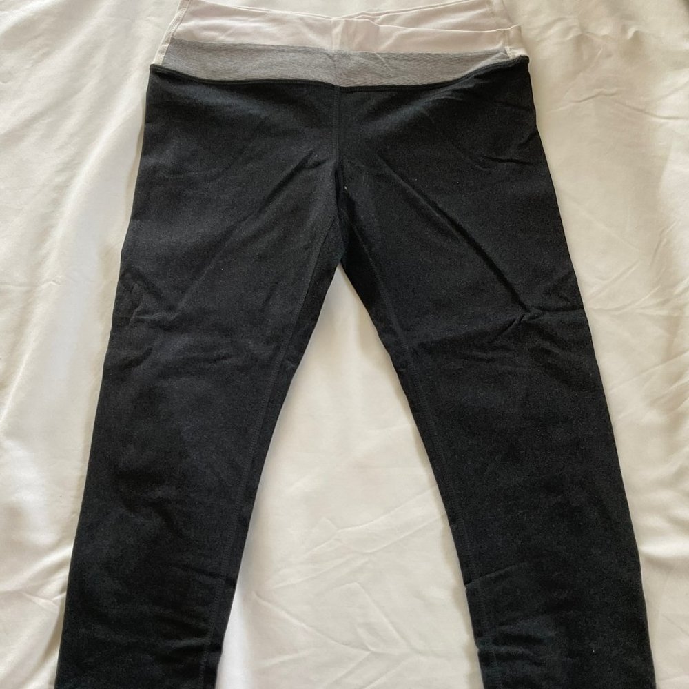 Lululemon Astro Wunder Under Cropped Leggings
